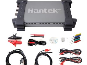Immagine che raffigura l'oscilloscopio hantek 6074BE e cosa si ottiene all'acquisto con esso